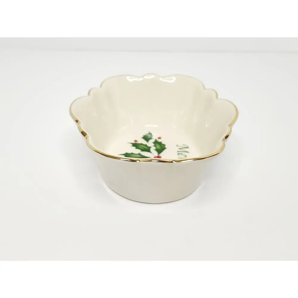 Lenox Holiday Merry Bowl Oval Fluted Dish Holly Christmas Candy Nut Dish
